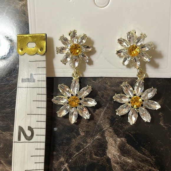 For Love And Lemons Marguerite Crystal Daisy Earrings - Picture 13 of 16